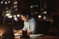 负债200万！卖家：要不要卖房继续做亚马逊？