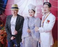 国岳夫妇直播女儿满月宴，千万礼金难填狮子口？