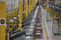 市场流量突然腰斩，“亚马逊旺季不旺”！