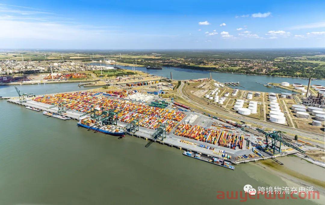 受地缘政治和俄乌战争的持续影响，欧洲最大出口港的集装箱吞吐量大幅下滑 第1张