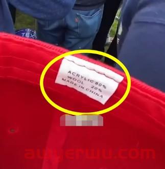 老板亲自下场直播，“卷出天际”的服装赛道正寻求转变 第1张