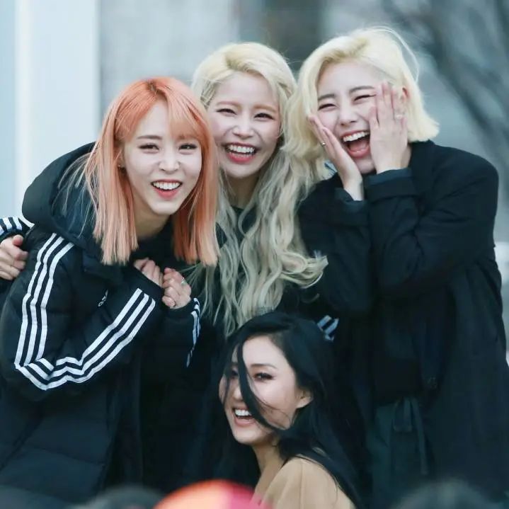 必须关注的韩国女团爱豆Instagram账号合辑 第7张