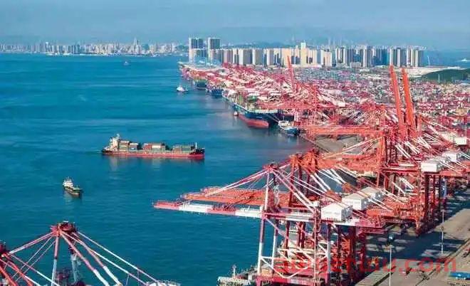 套现228亿美元，李嘉诚卖掉43个港口，或将重回中国市场投资 第2张